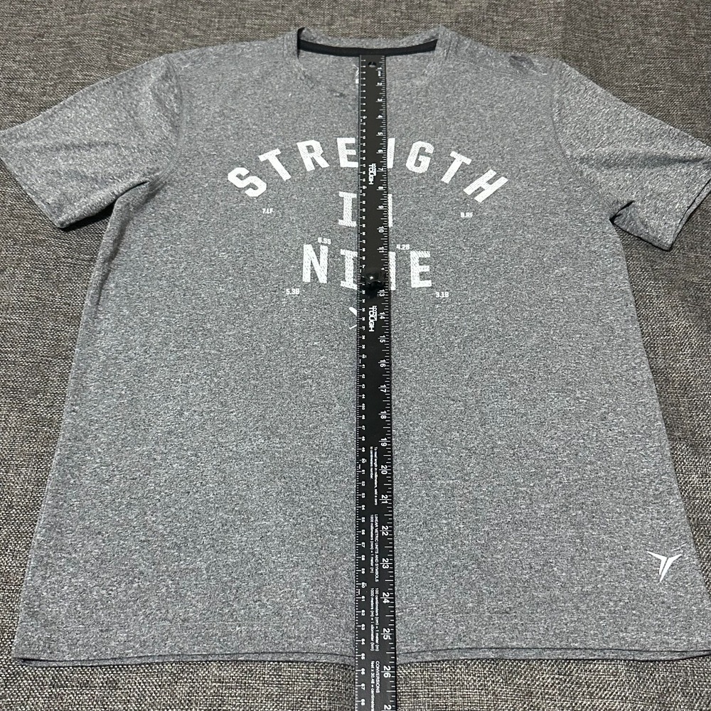 Old Navy Men's M Active Go Dry Strength In Nine T Shirt - Picture 2 of 8